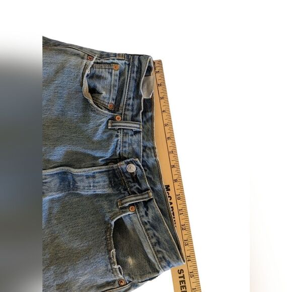 Levi's 501 Distressed Cut Off Shorts Size 30 #408 - Picture 4 of 10